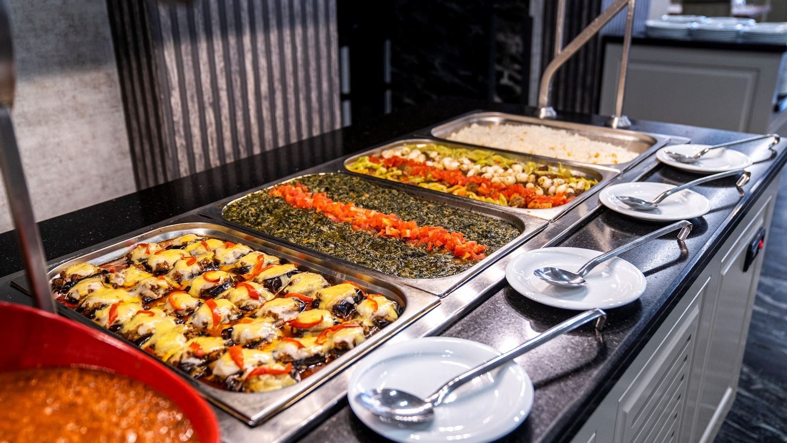 restaurants-restaurant