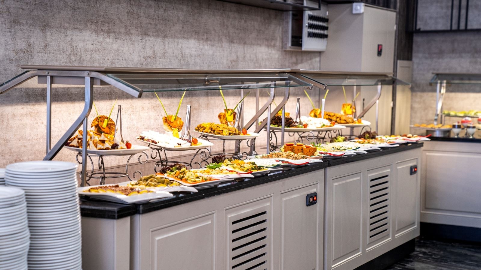 restaurants-restaurant
