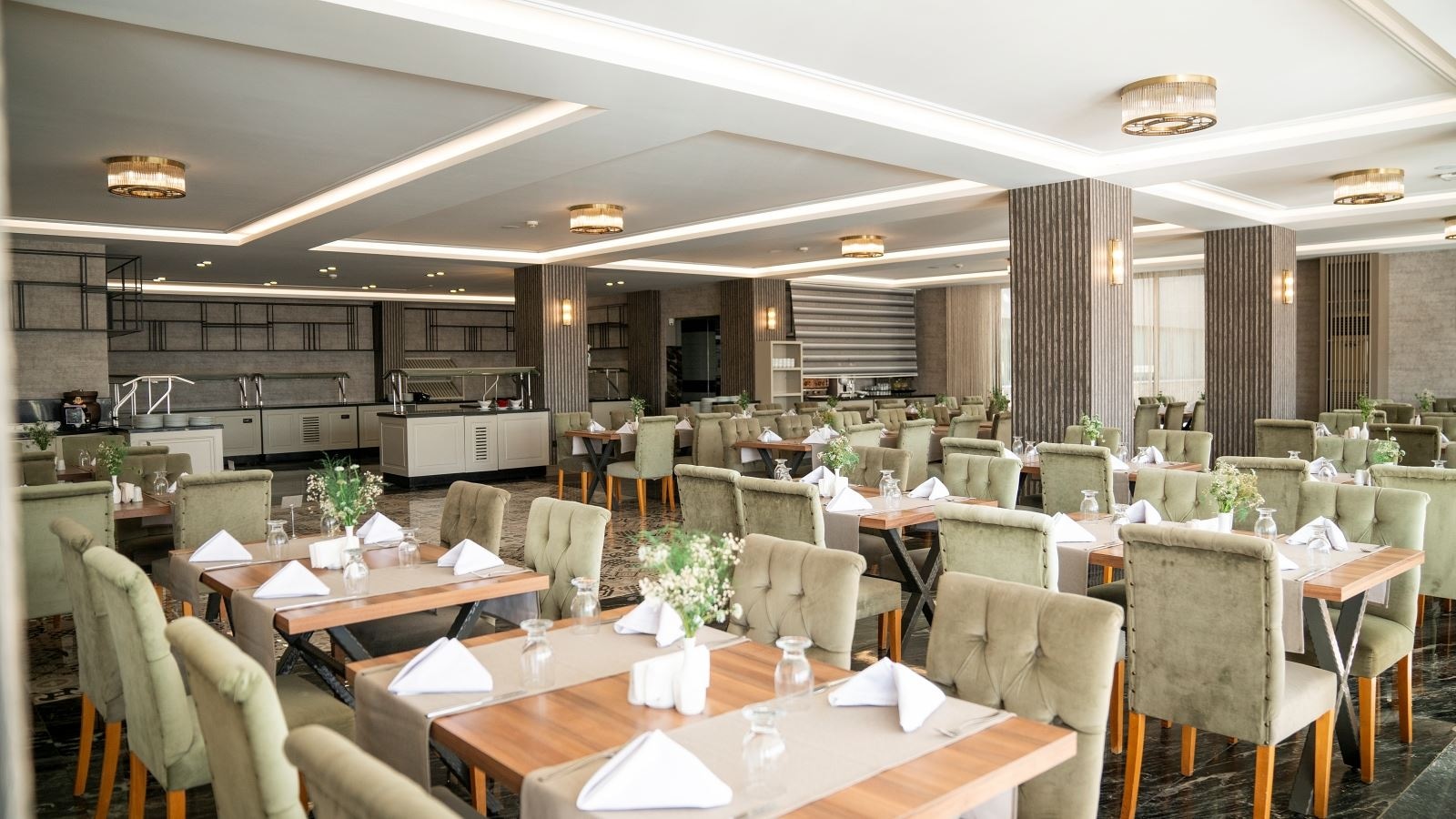 restaurants-restaurant