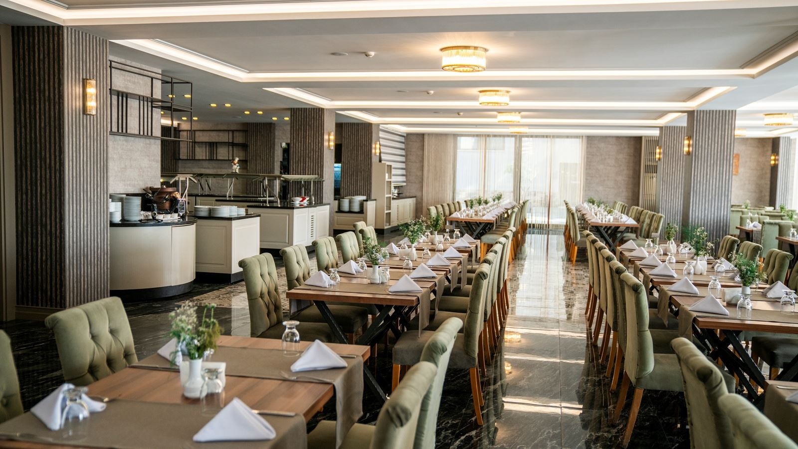 restaurants-restaurant