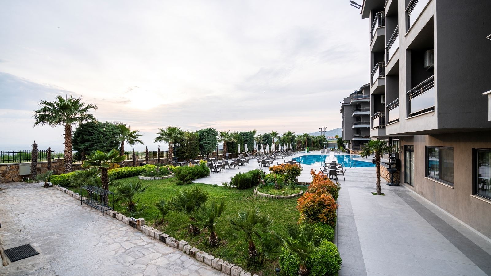pools-outdoor-pool