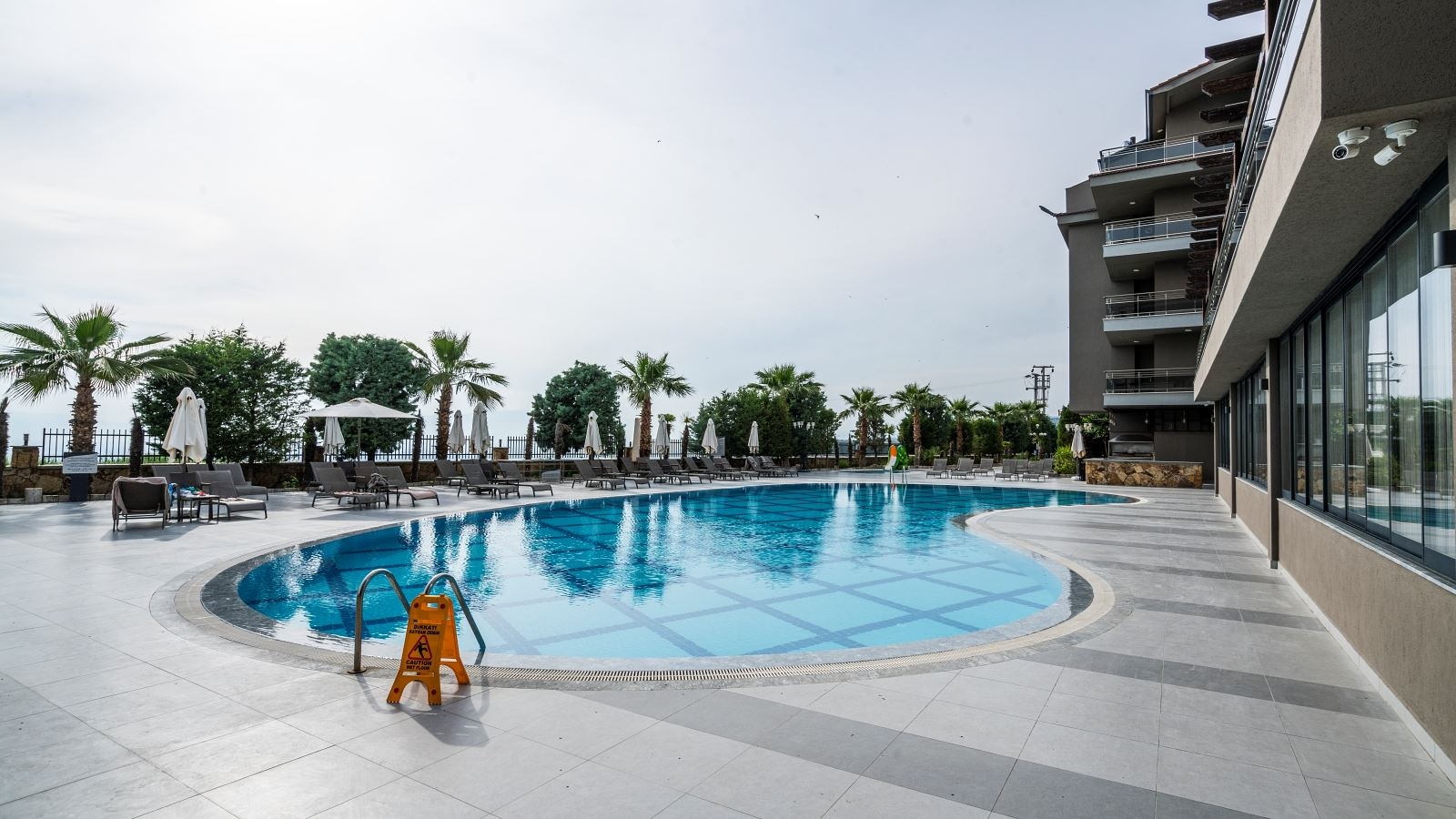 pools-outdoor-pool