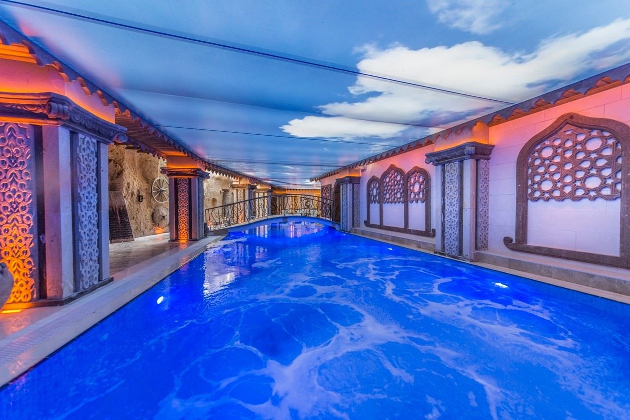 pools-indoor-pool