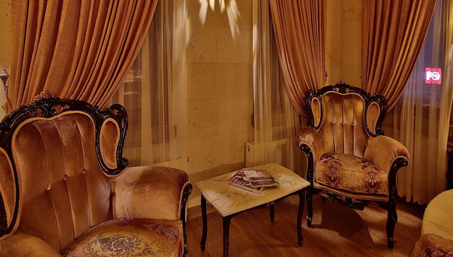 rooms-king-suite