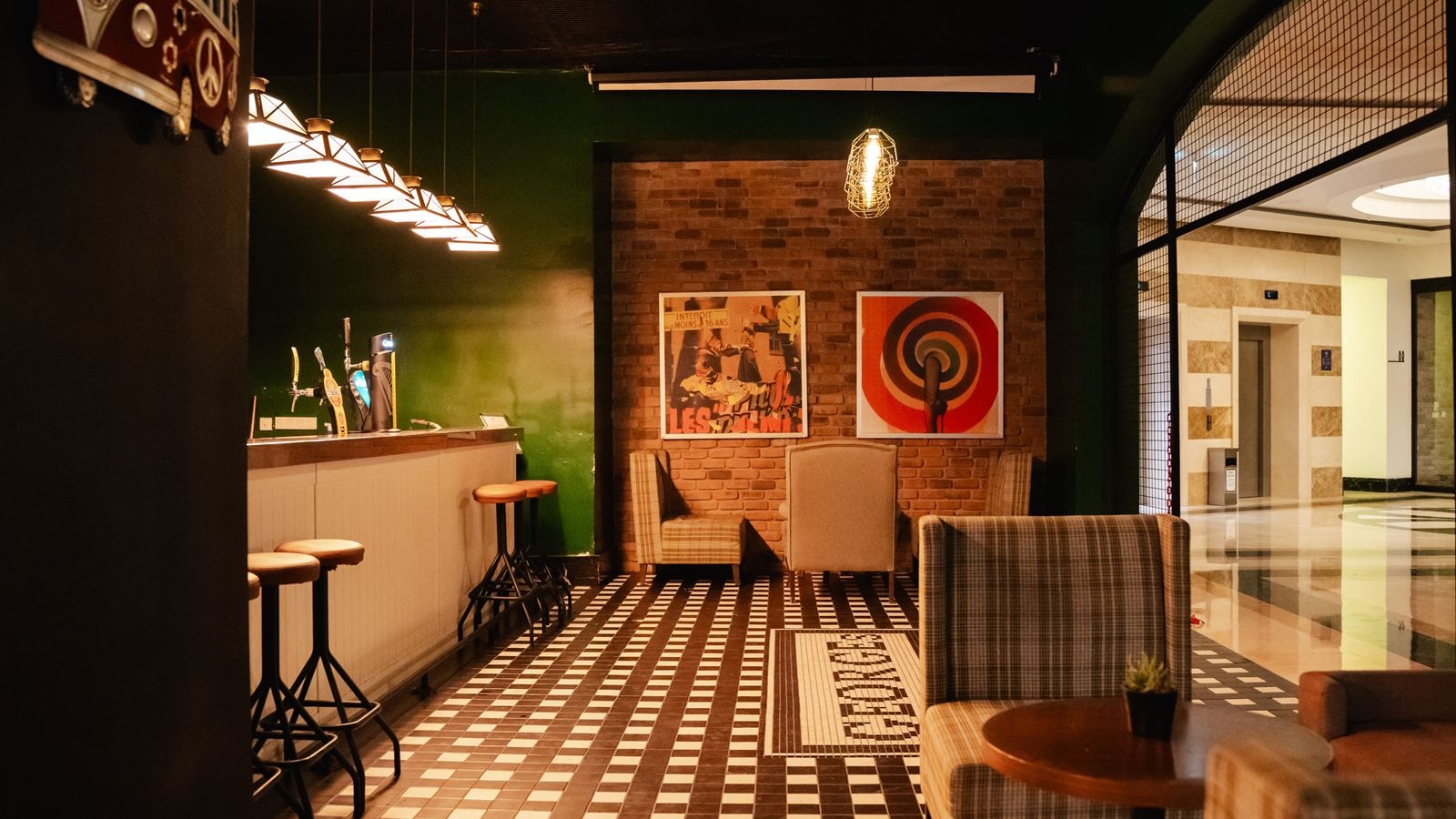 bars-georges-pub