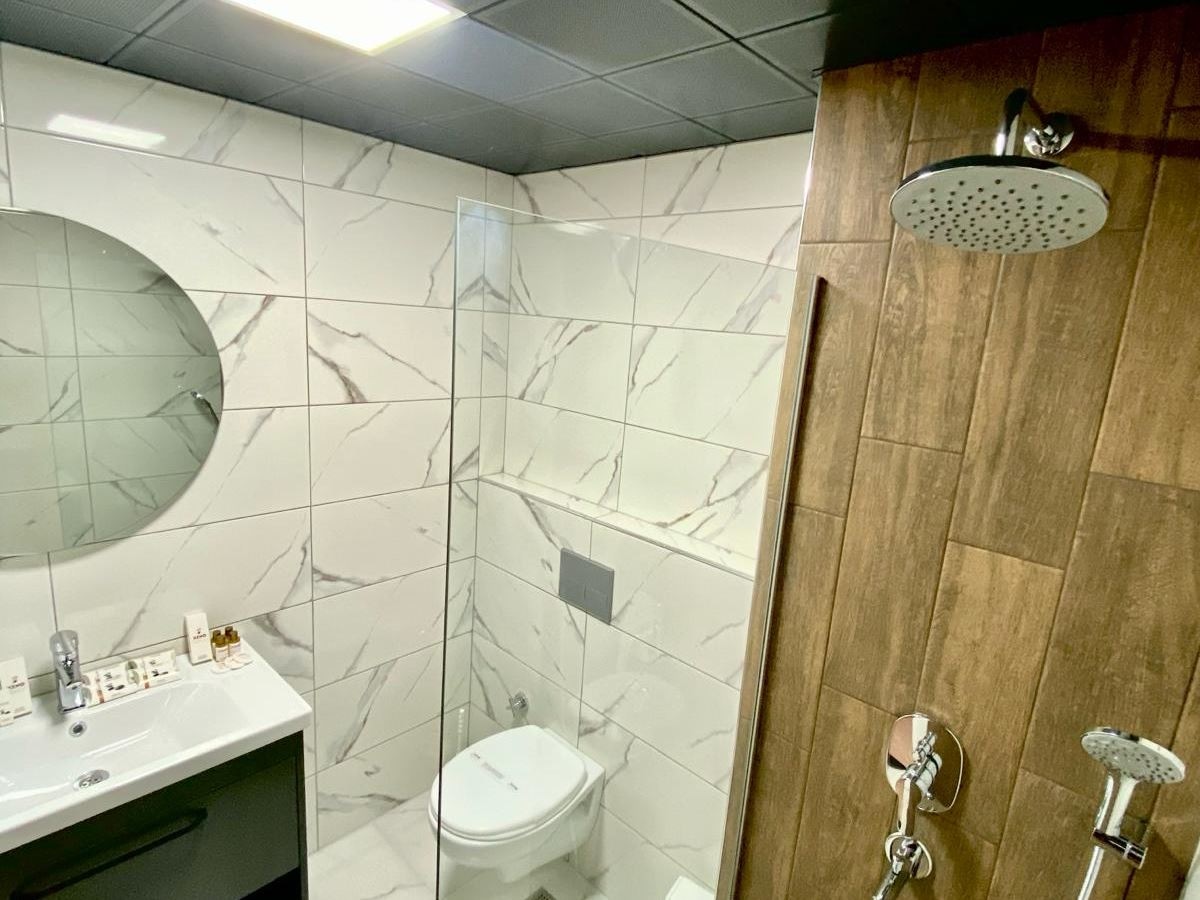rooms-standard-room