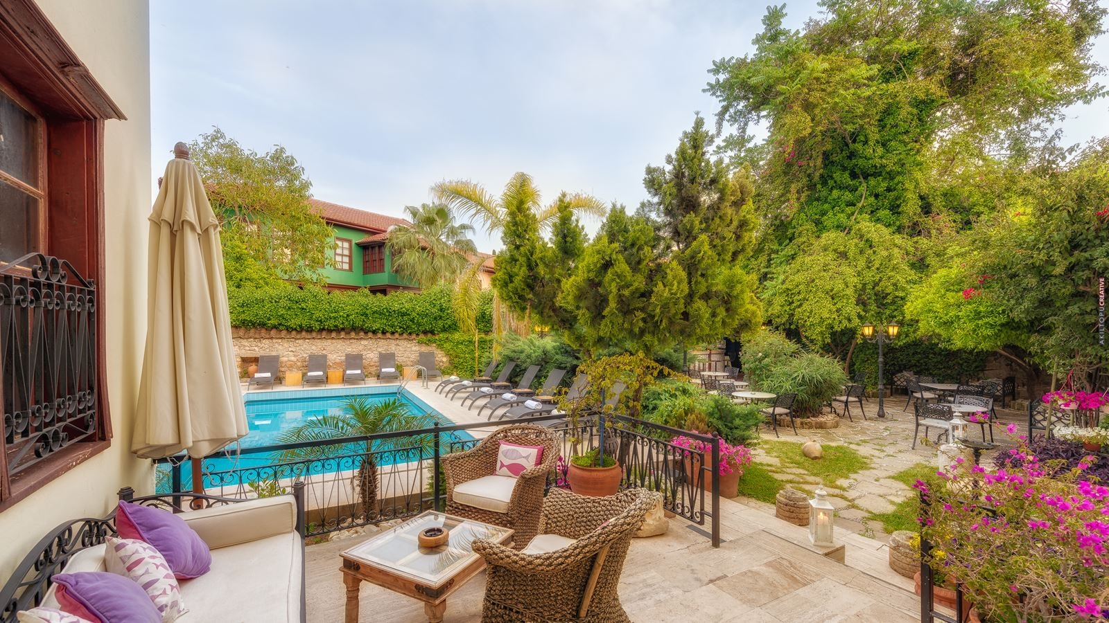 pools-outdoor-pool