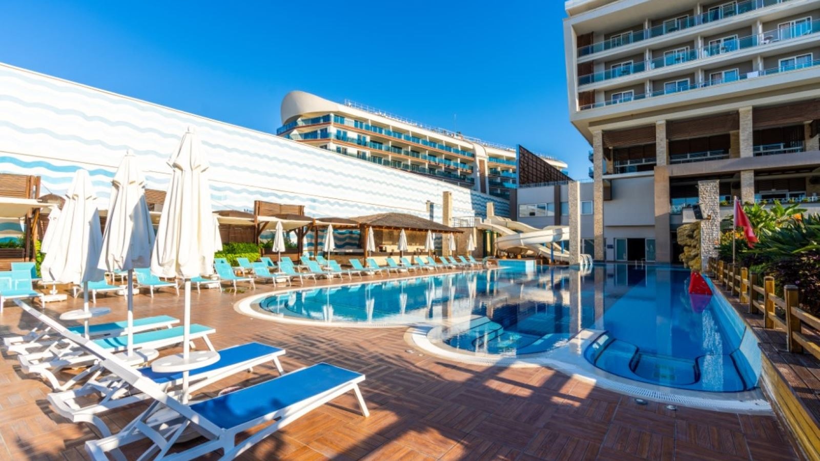 pools-outdoor-pool