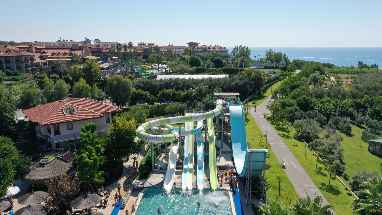 water-park-outdoor-pool