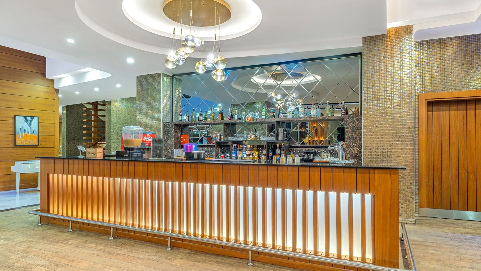 bars-looby-bar