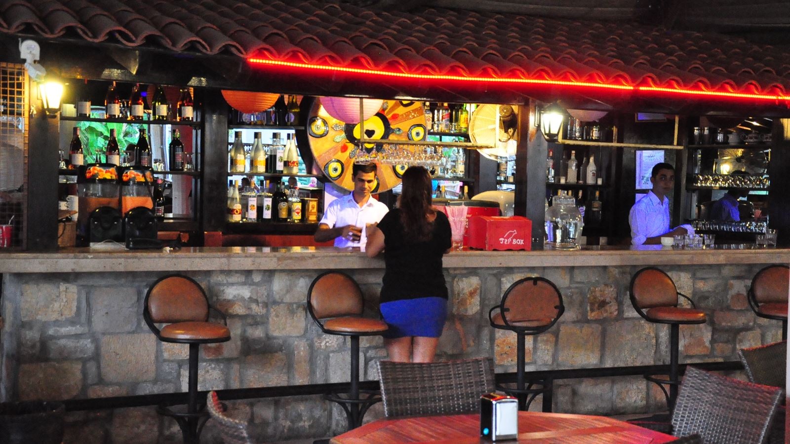 bars-lobi-bar