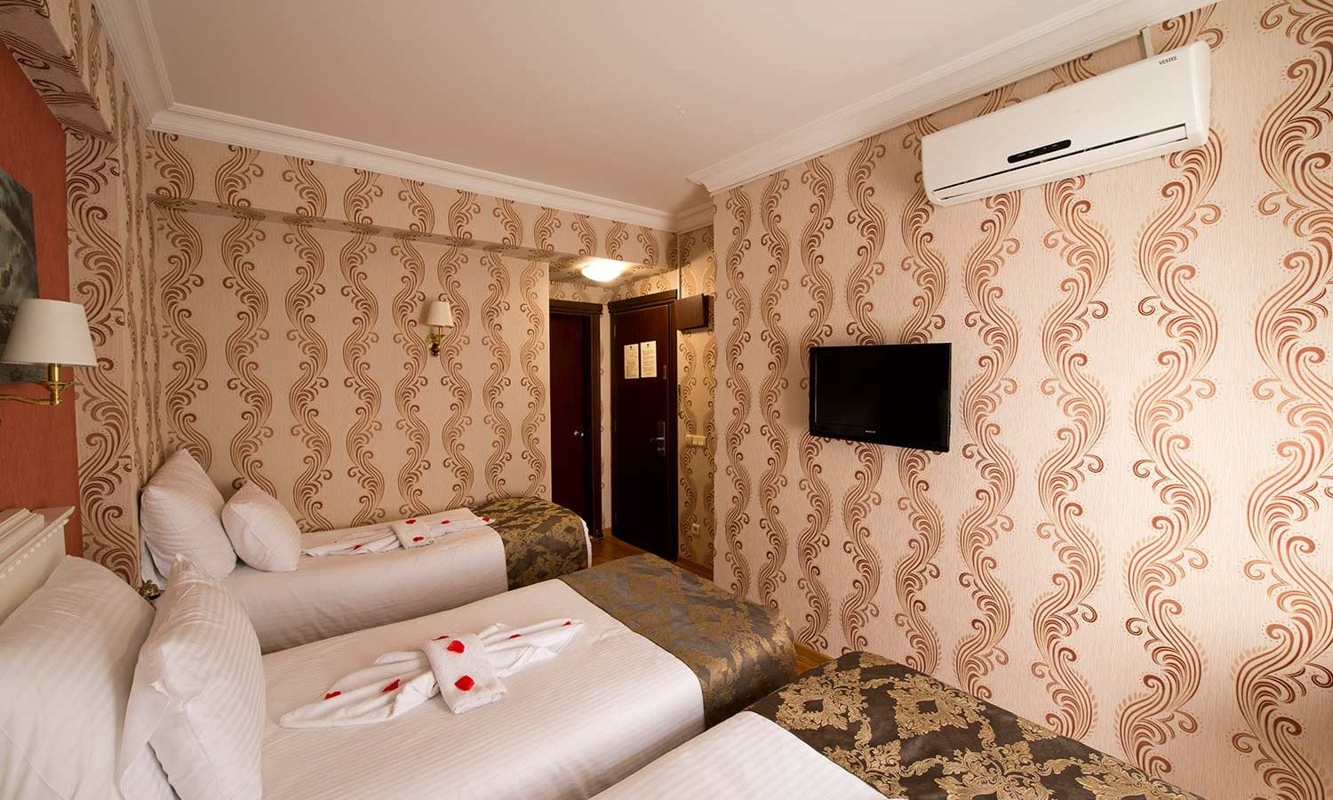 rooms-standard-room