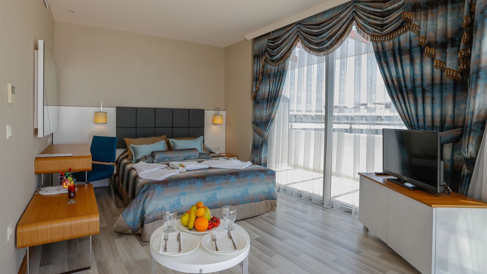 rooms-suite-room