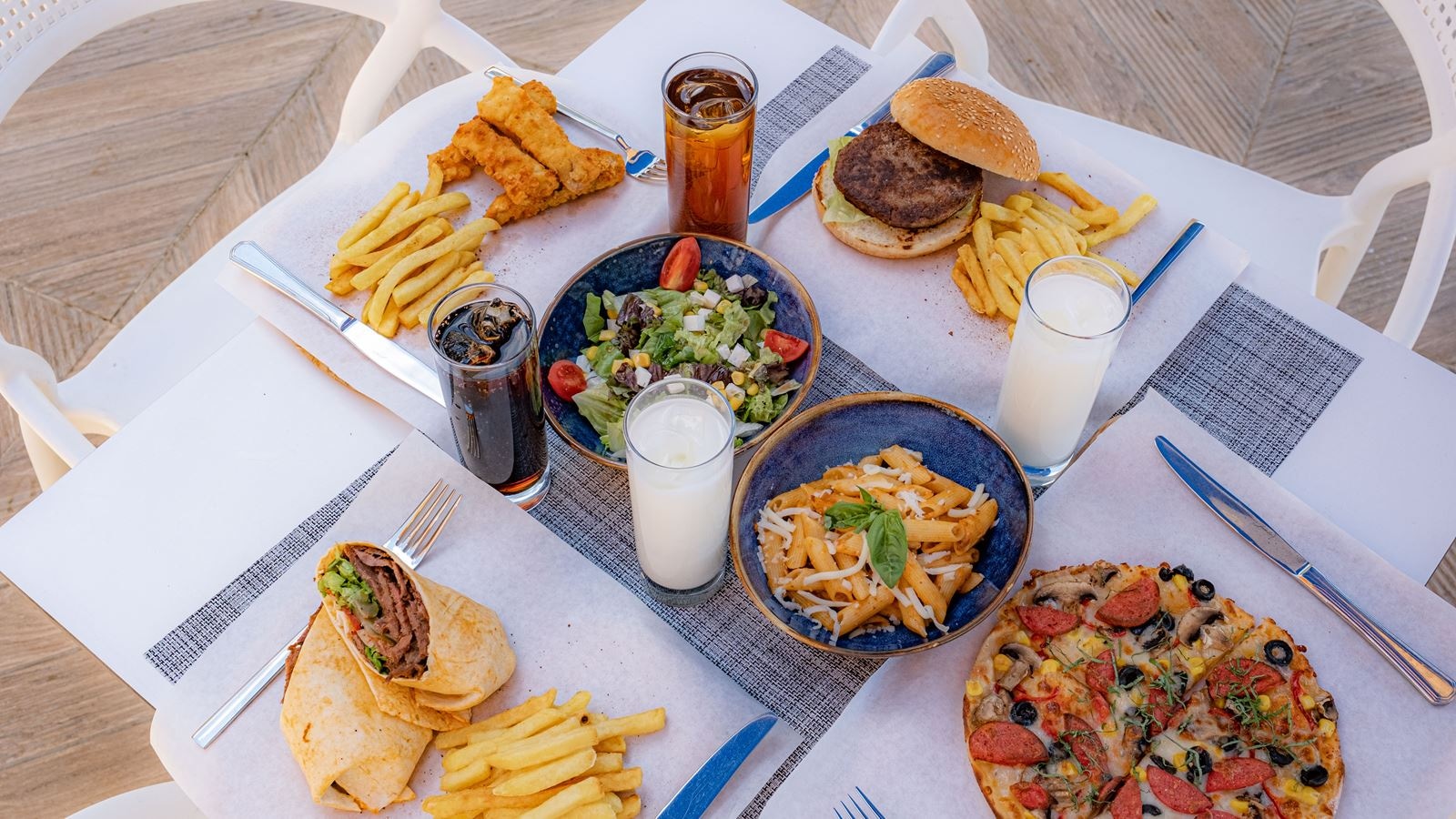 restaurants-la-sponda-beach-bar