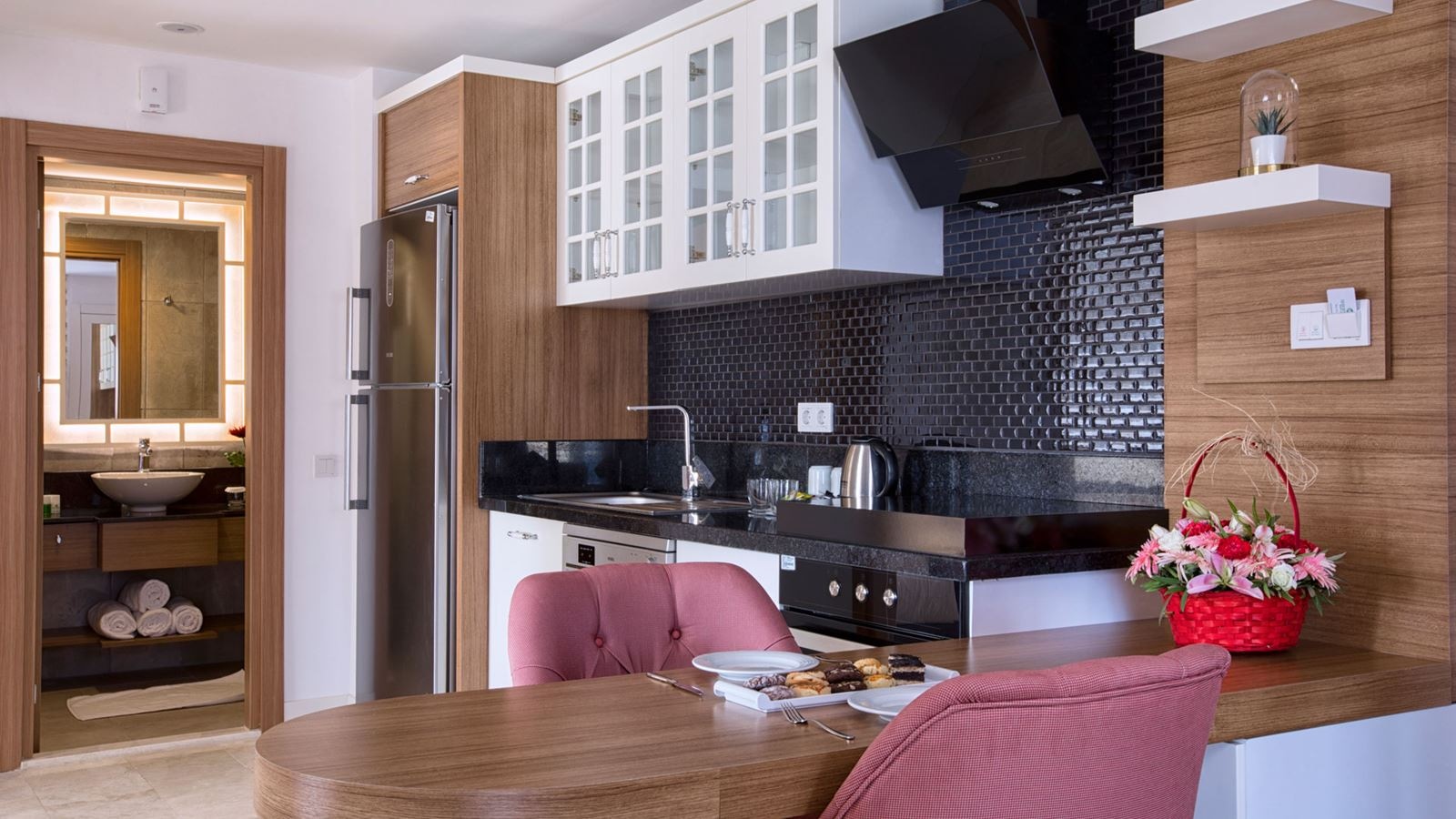 rooms-deluxe-suite