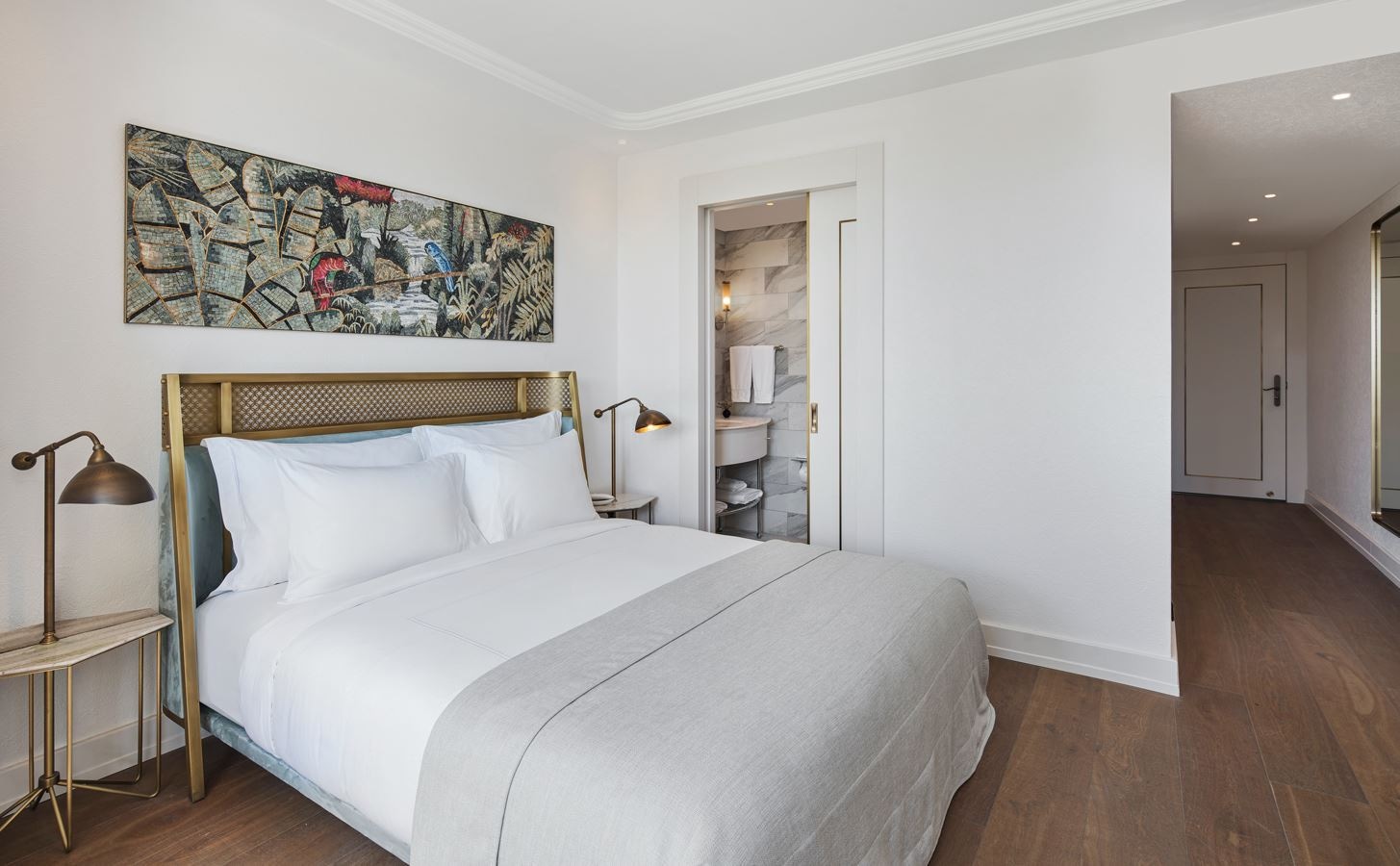 rooms-superior-room