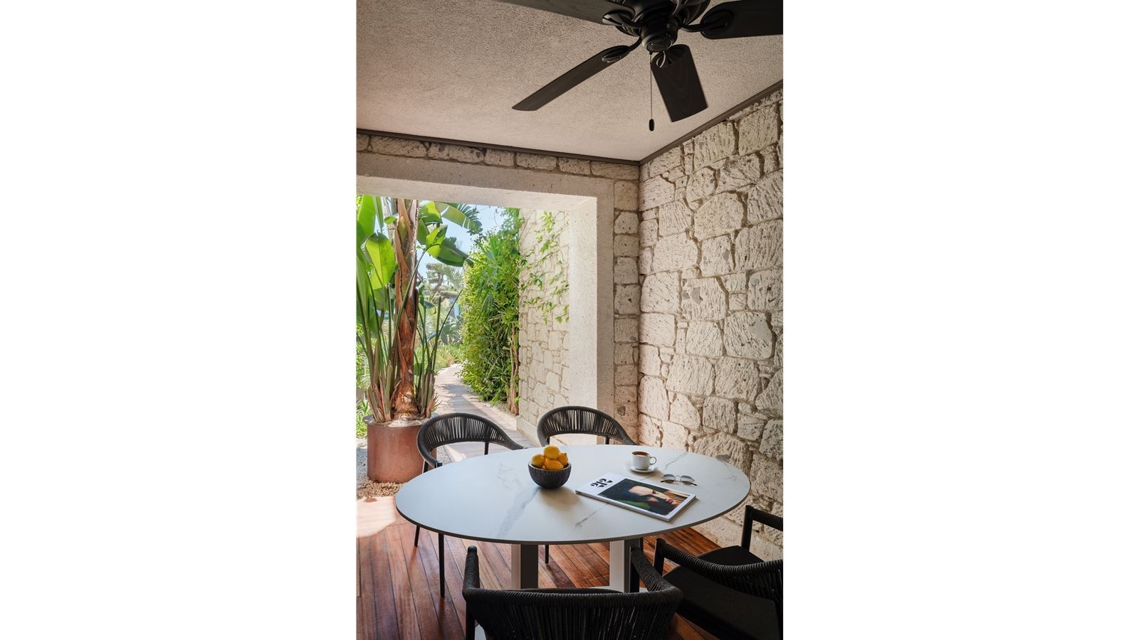 rooms-comfort-corner-room