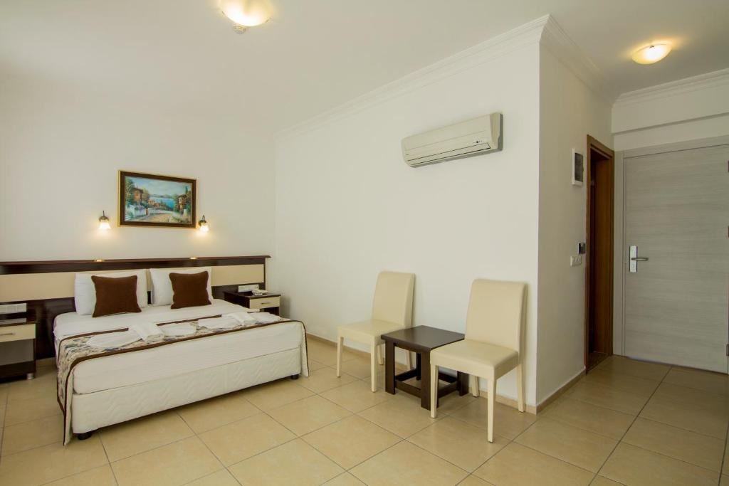 rooms-standard-room