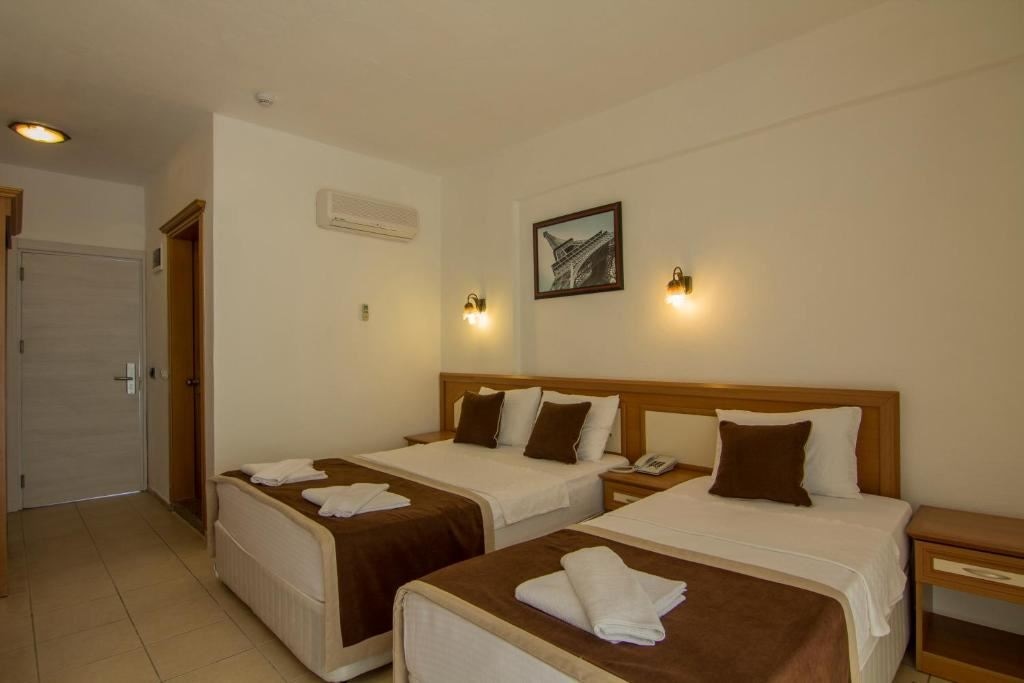 rooms-standard-room