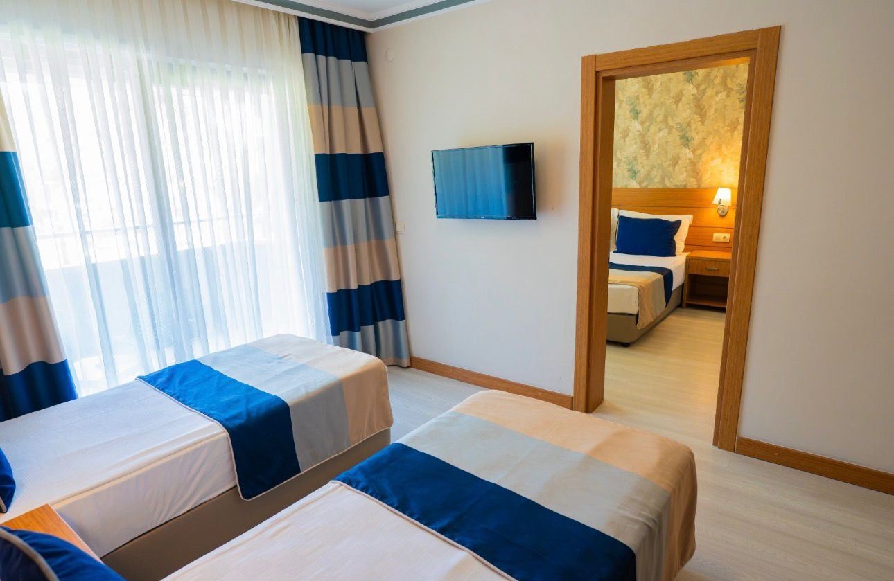 rooms-family-room-with-2-bedrooms-type-b