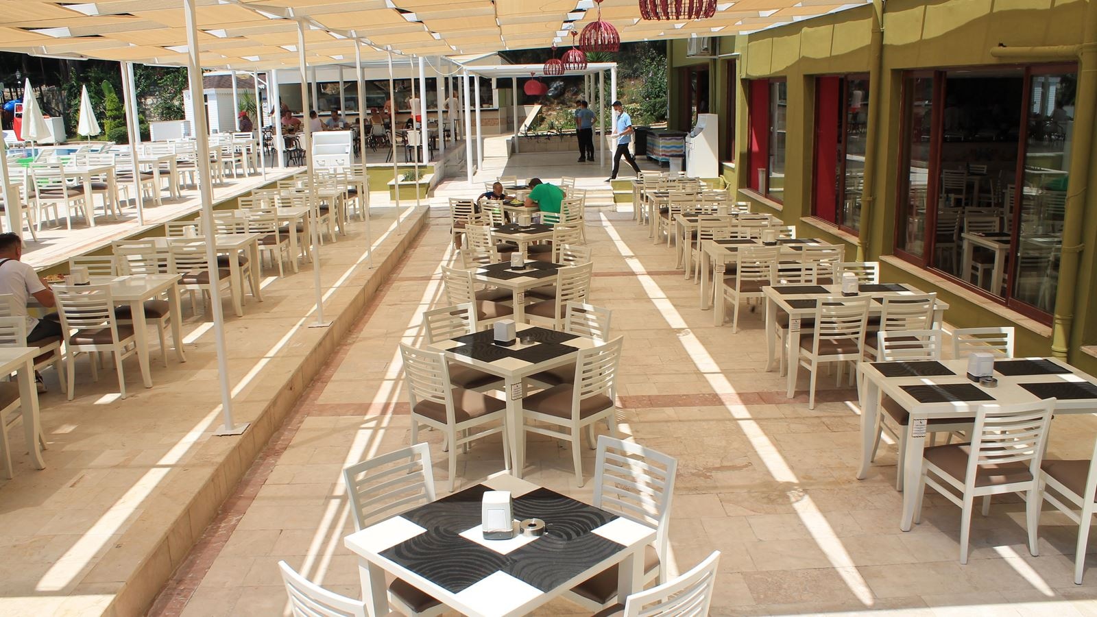restaurants-sunny-restaurant