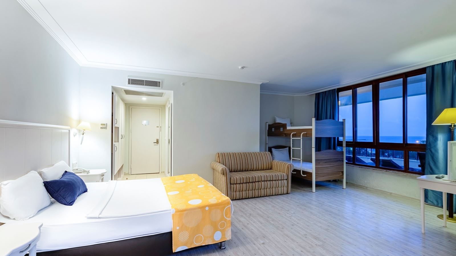 rooms-bunk-bed-room
