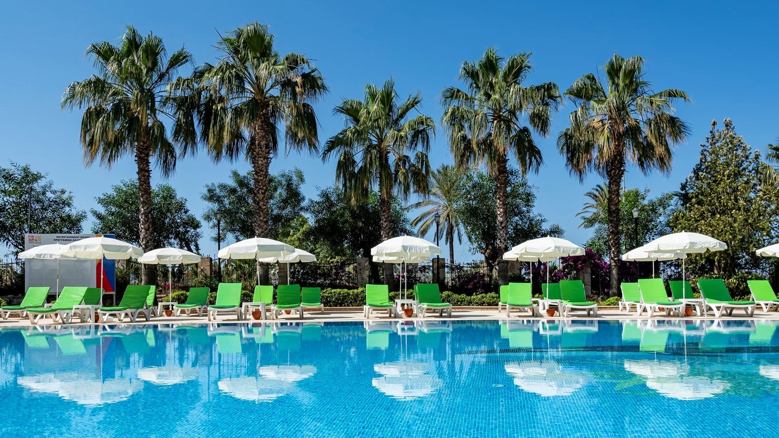 pools-outdoor-pool