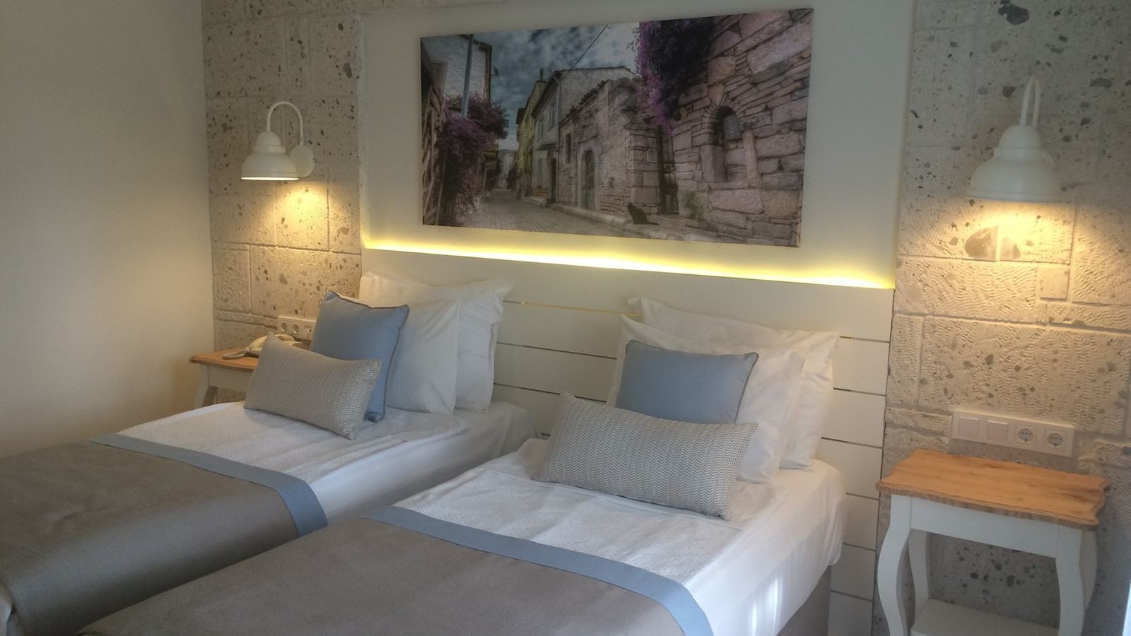 rooms-standard-room