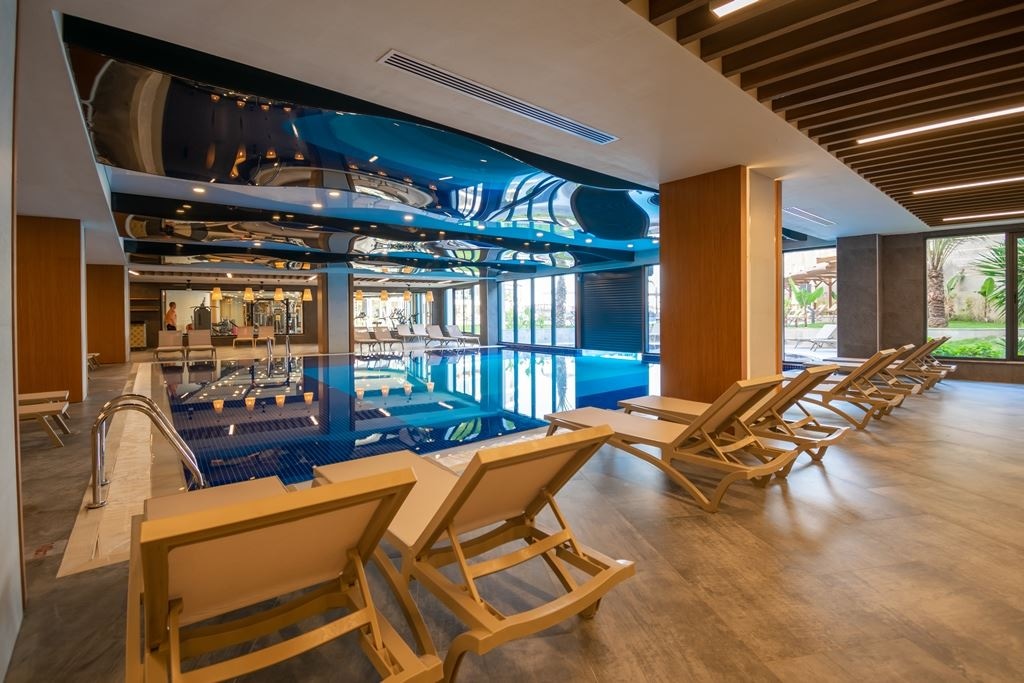 pools-indoor-pool
