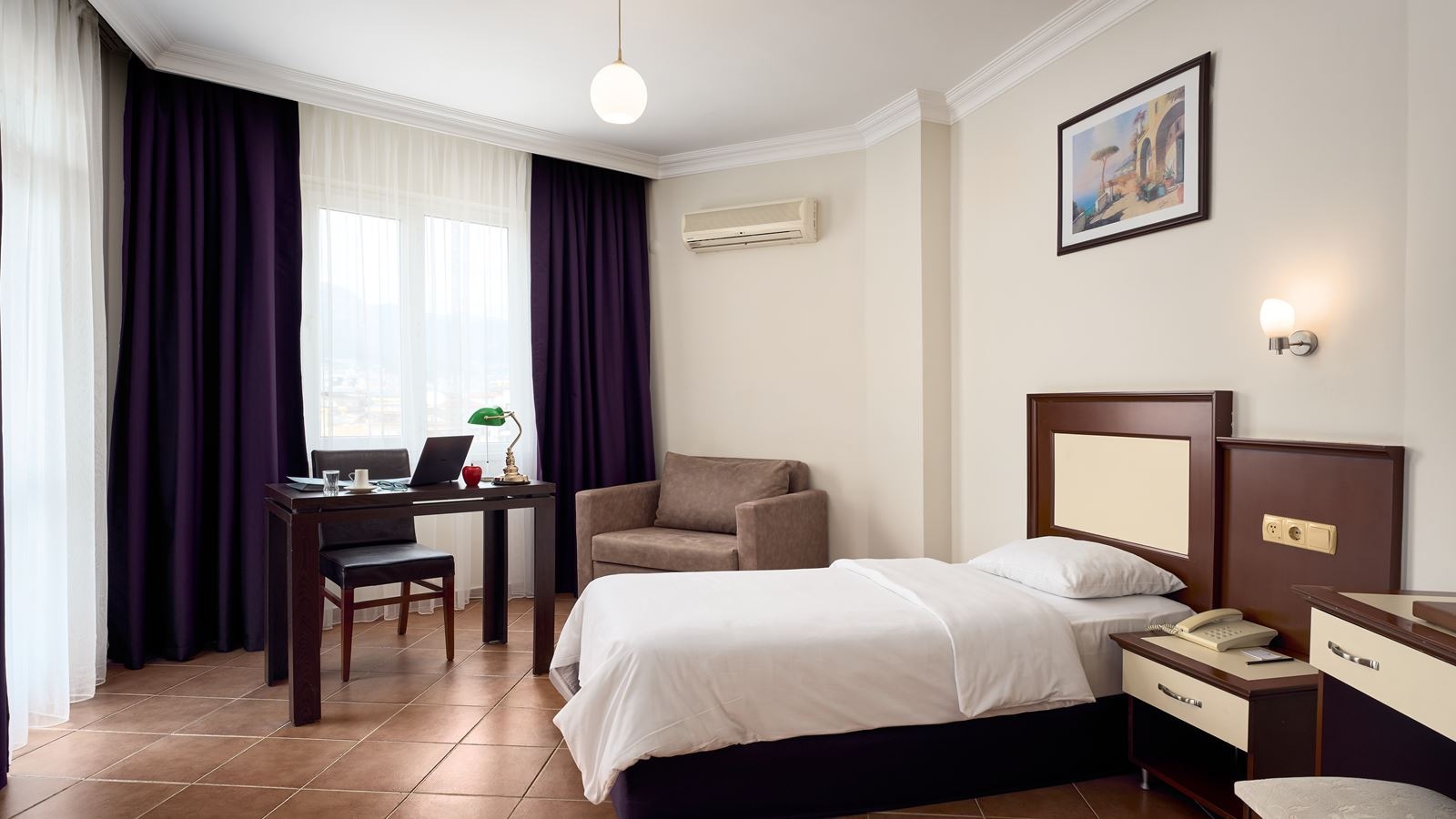 rooms-standard-room