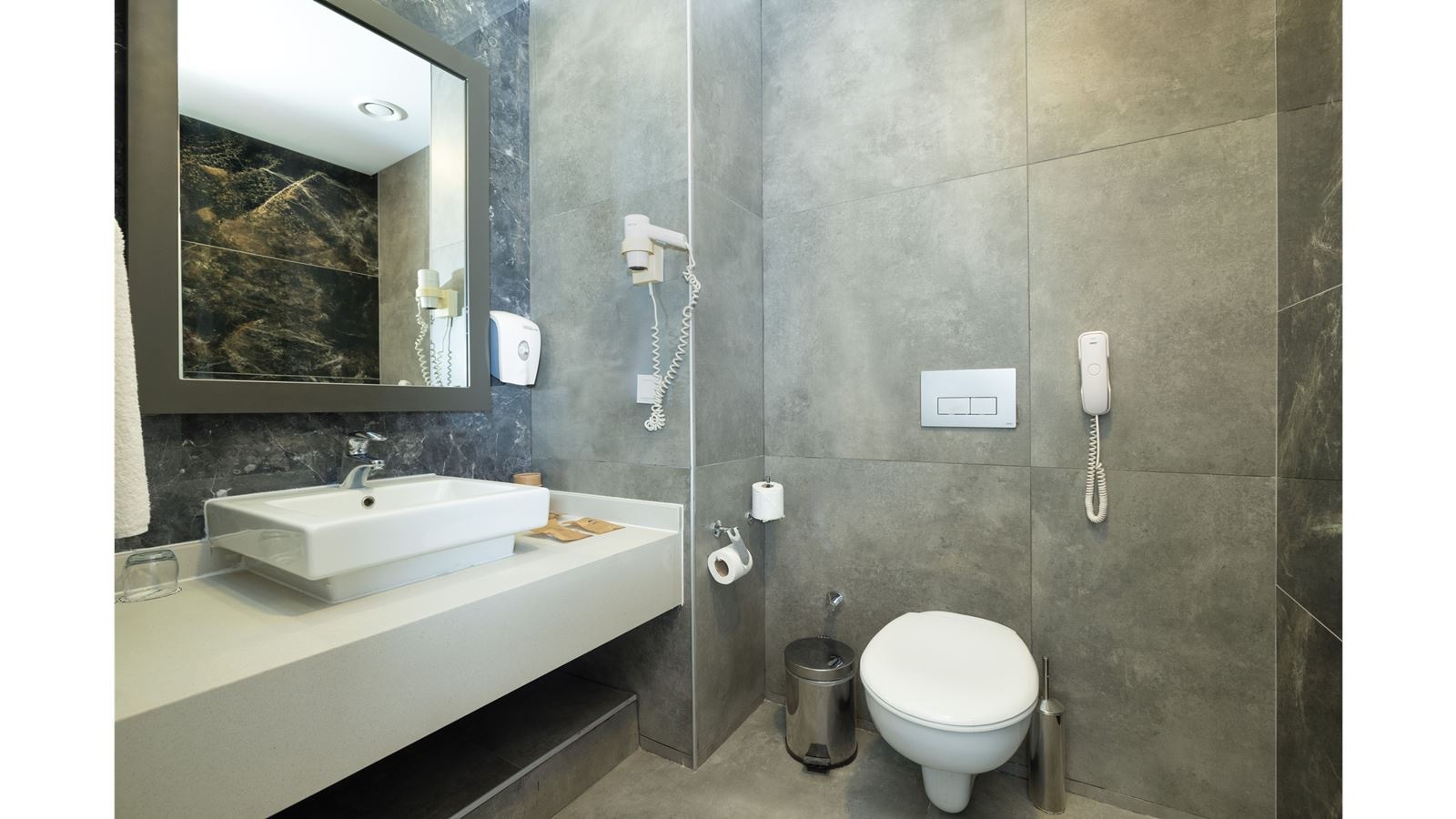 rooms-family-suite-room