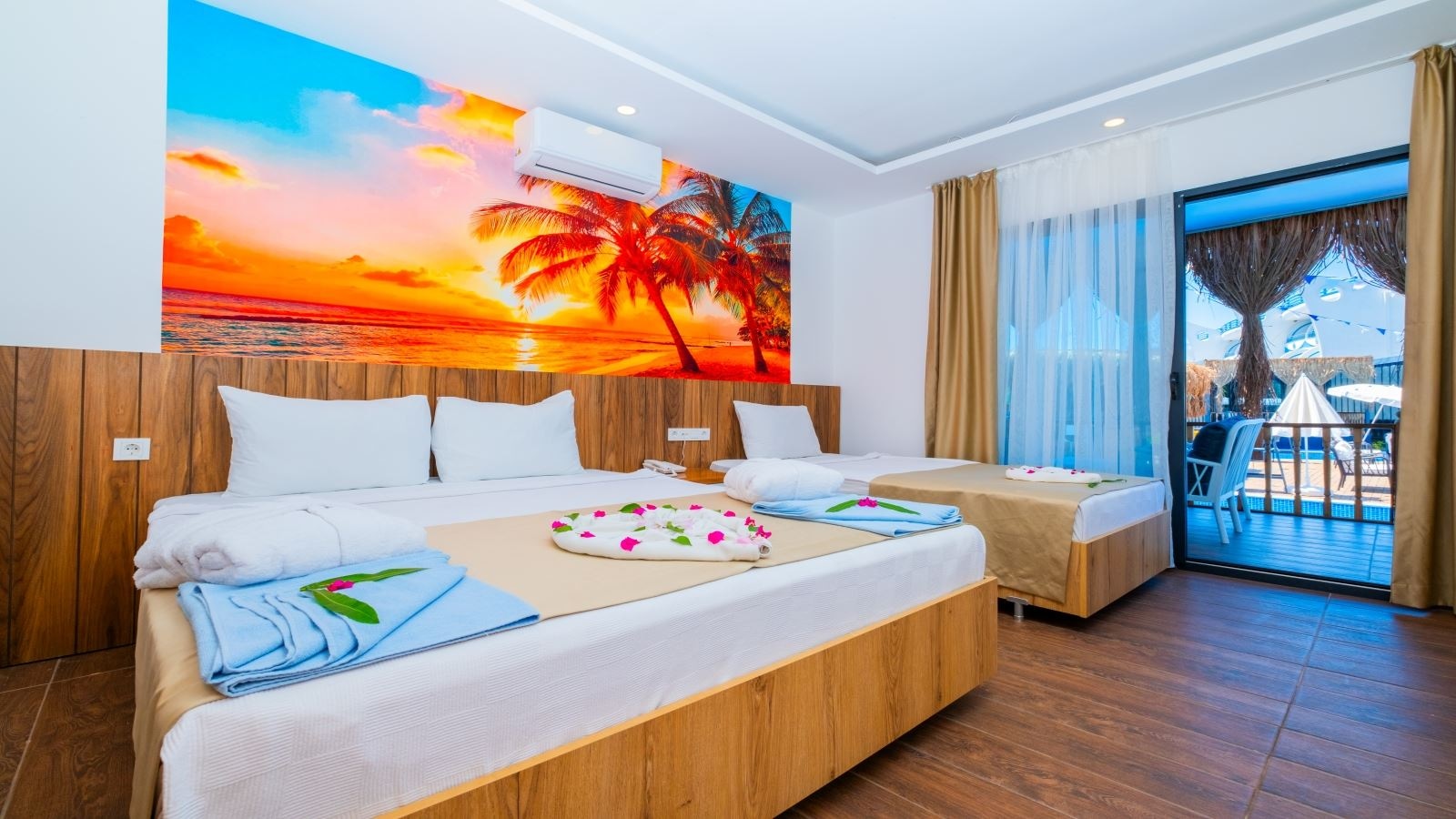rooms-swimup-suite