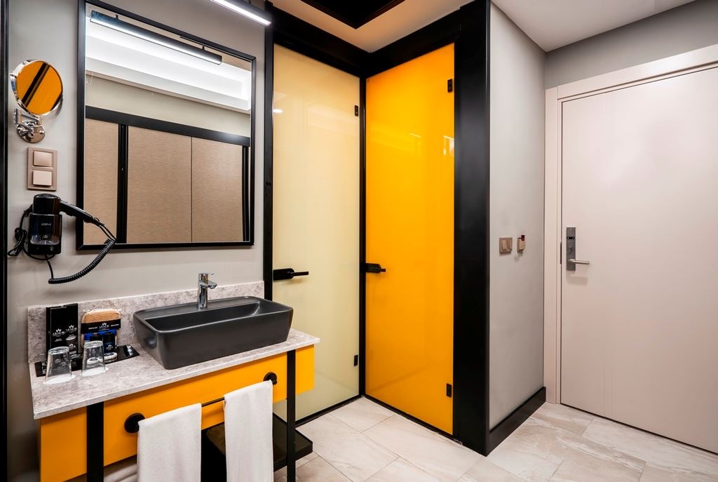 rooms-family-room