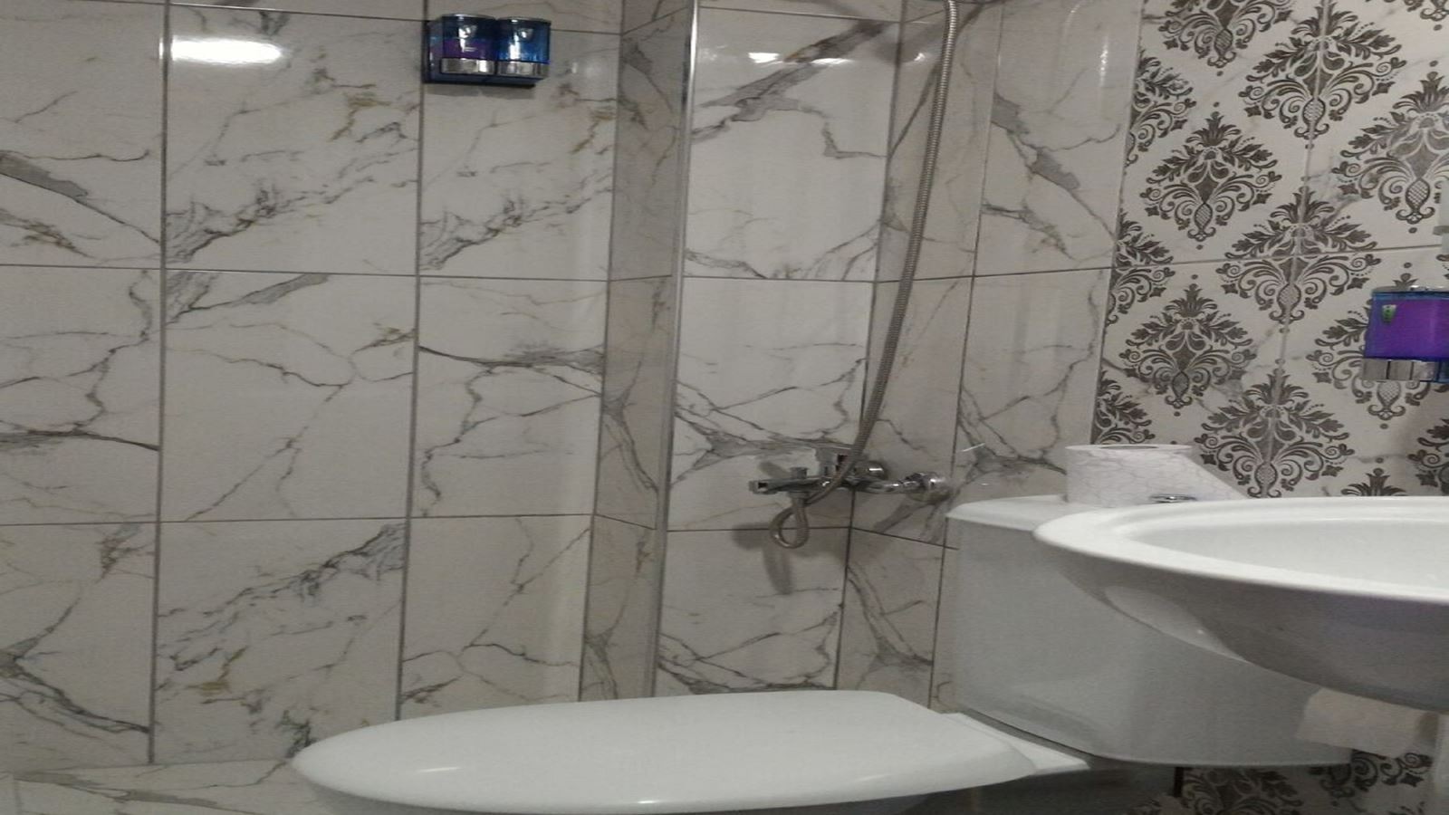 rooms-standard-room