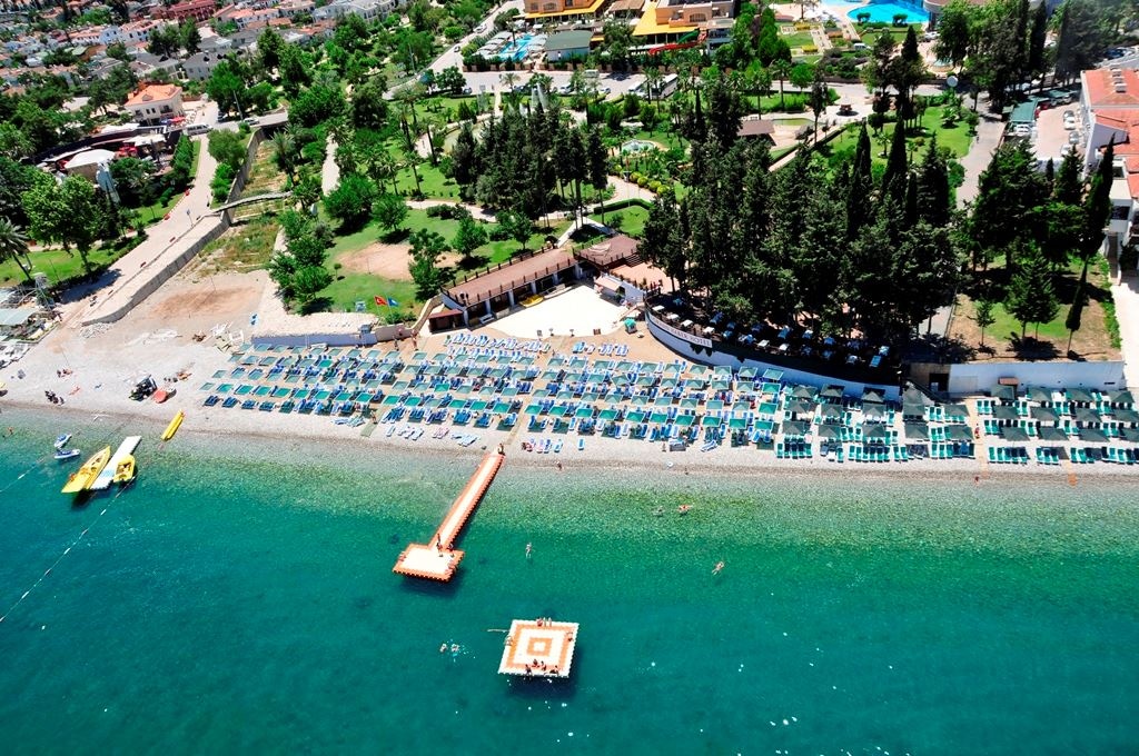 beach-main-building