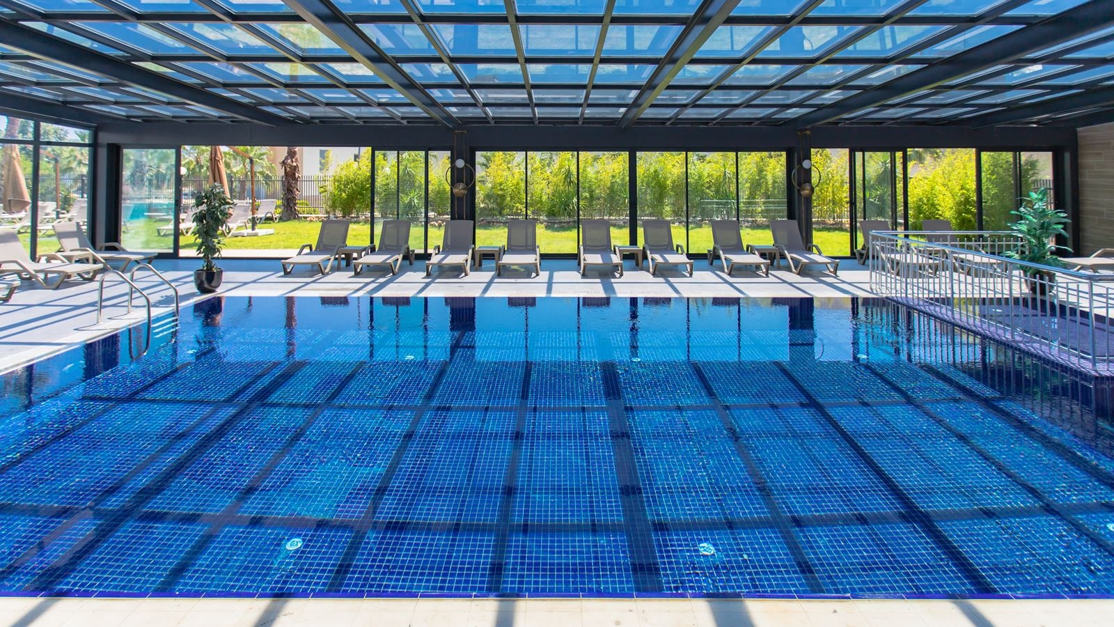 pools-indoor-pool
