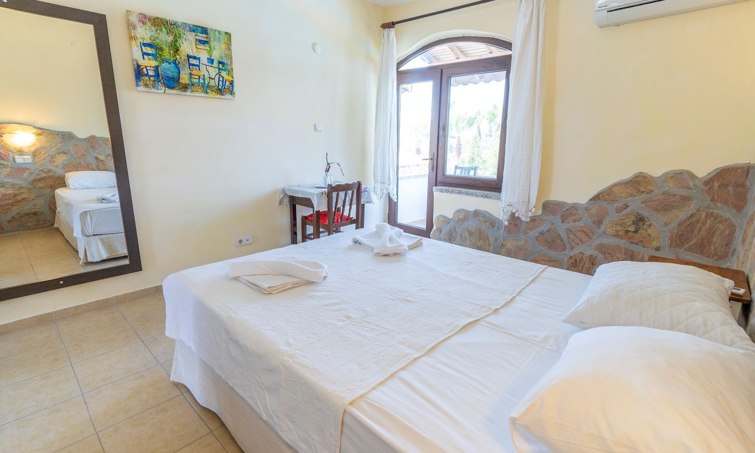 rooms-double-room