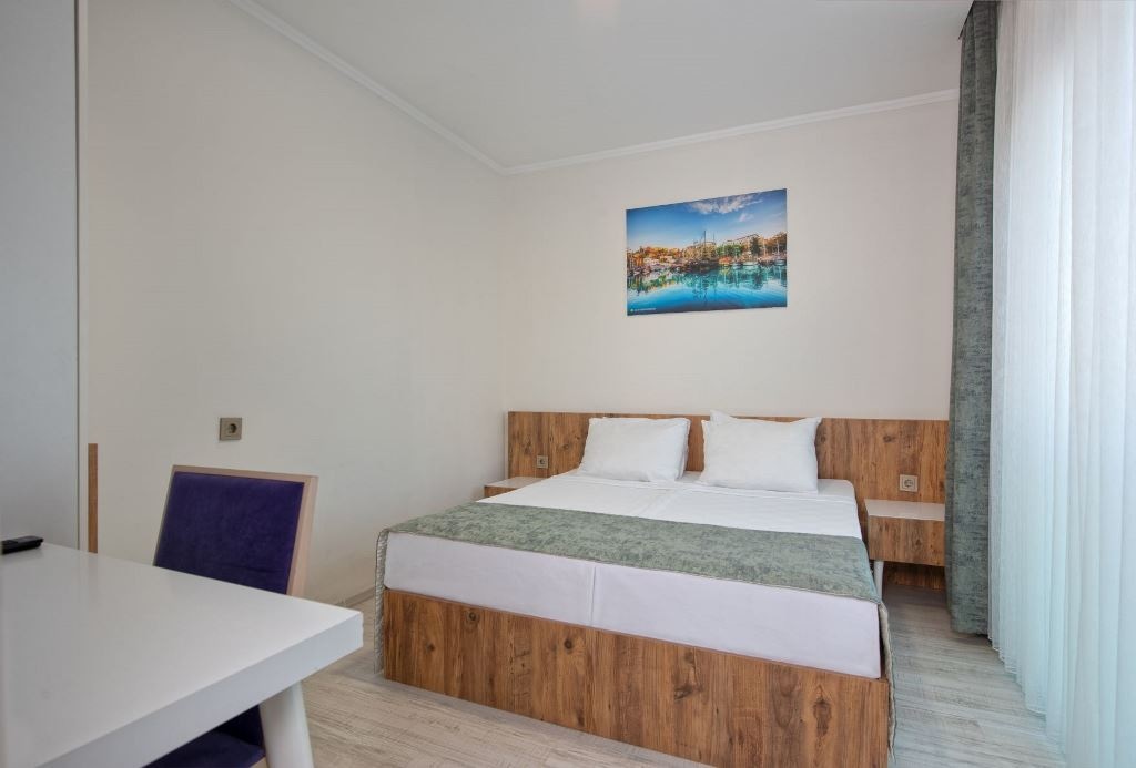 rooms-family-room