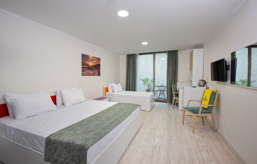 rooms-garden-room