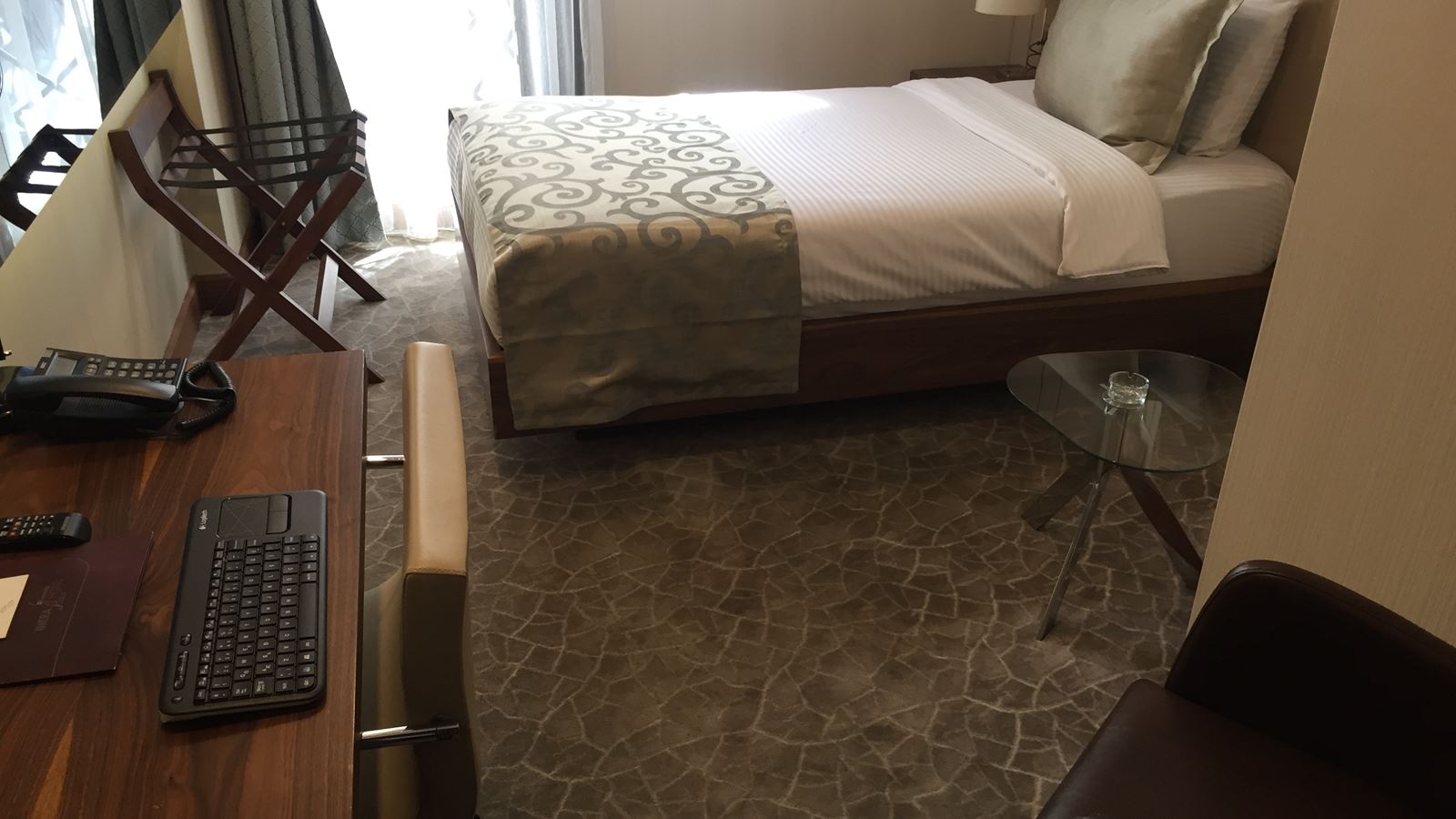 rooms-family-room-standard