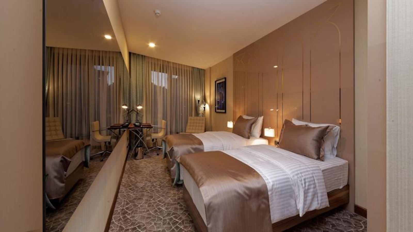 rooms-room-superior