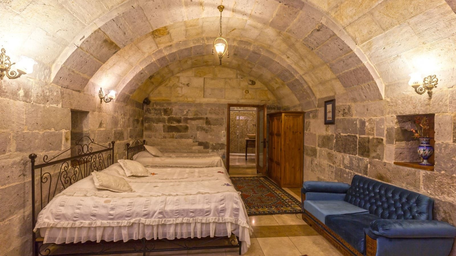rooms-suite-room