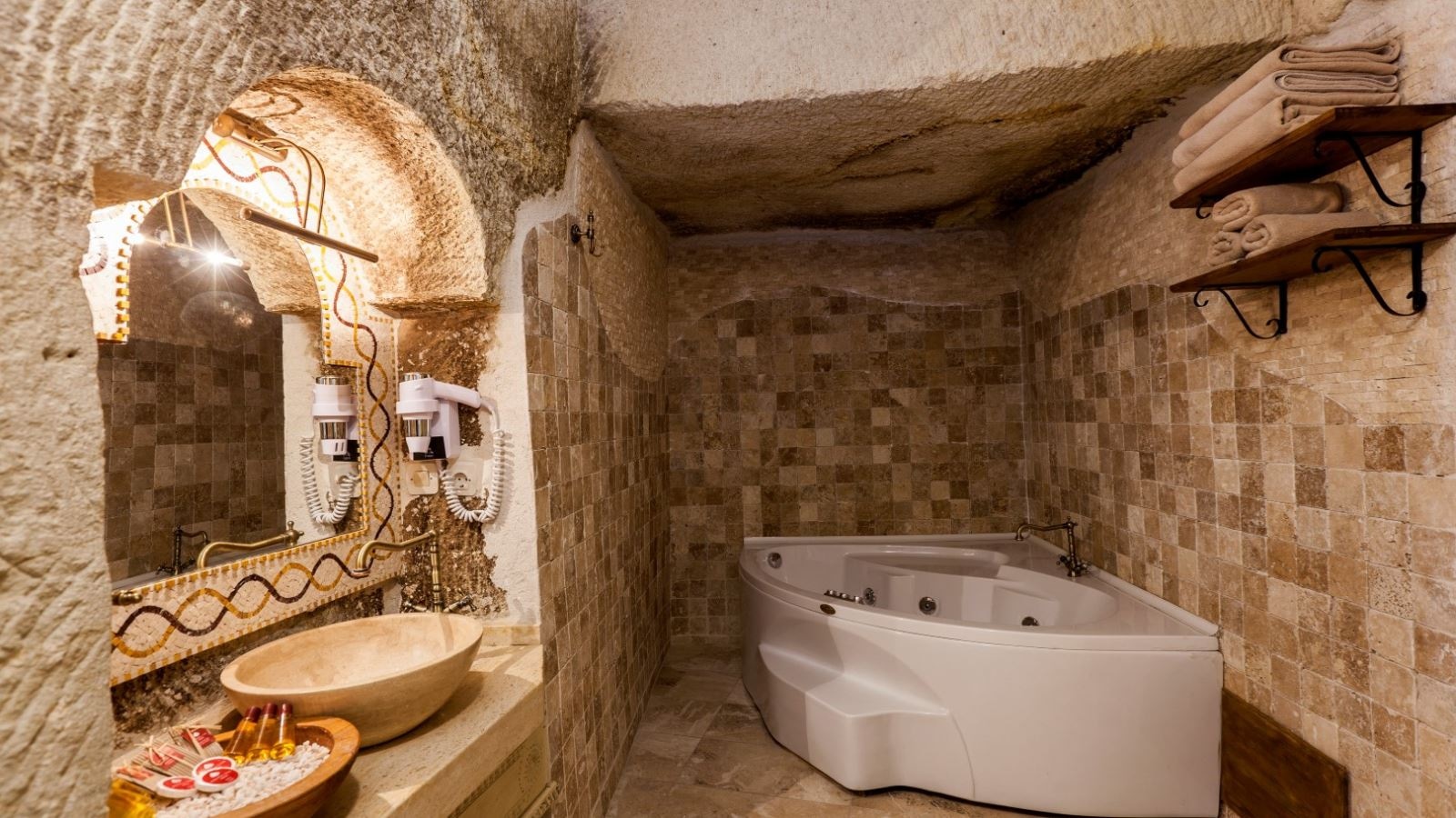 rooms-suite-room