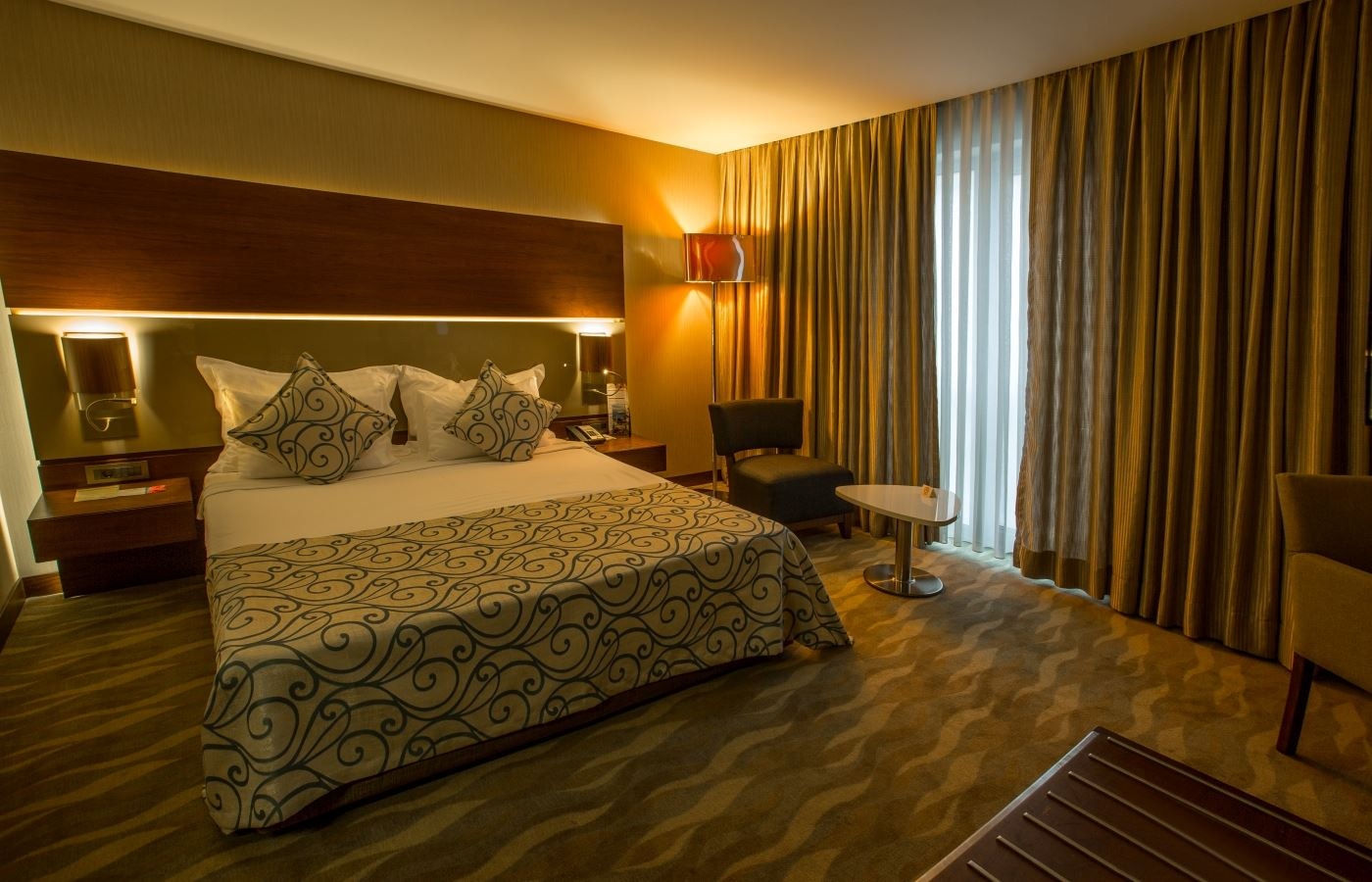 rooms-family-room