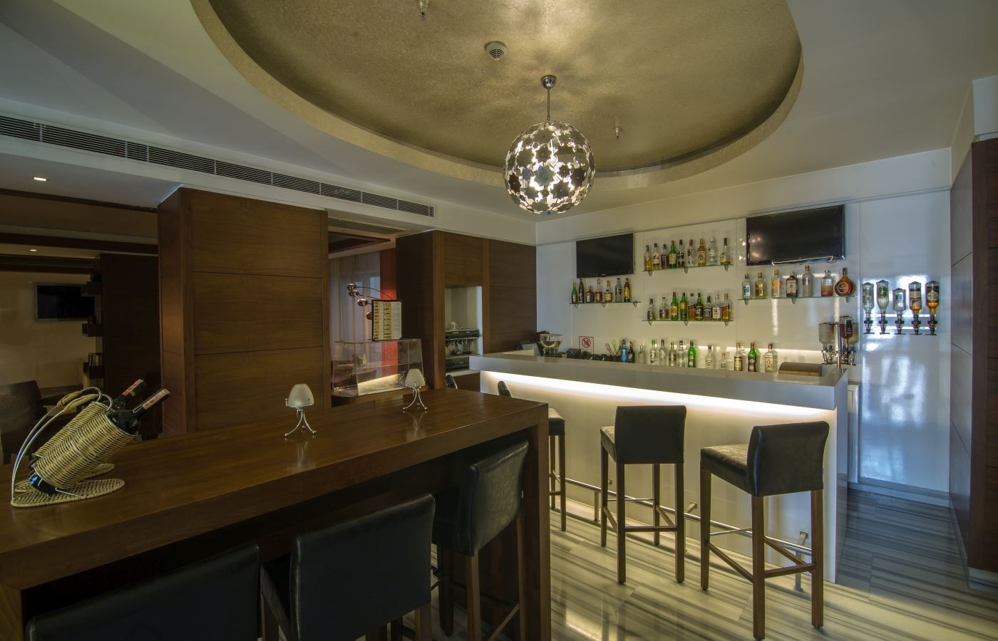 bars-lobby-bar