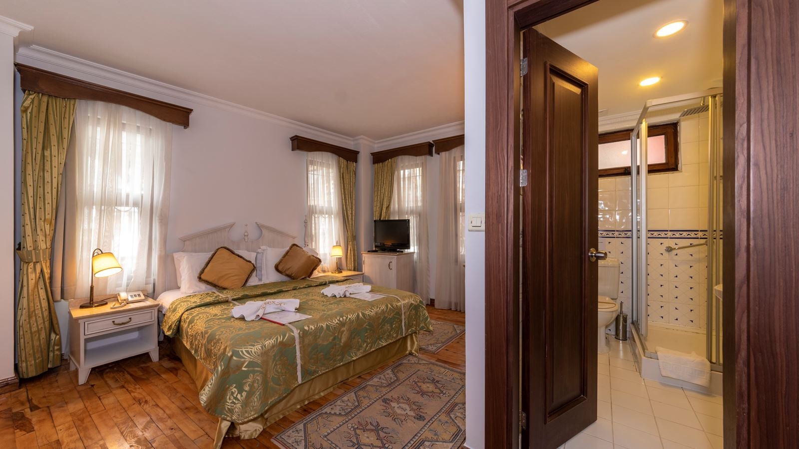 rooms-suite-classic