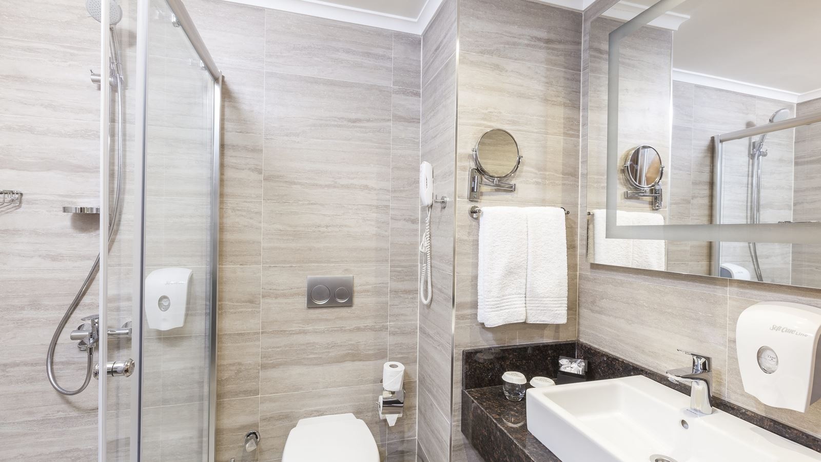 rooms-standard-room