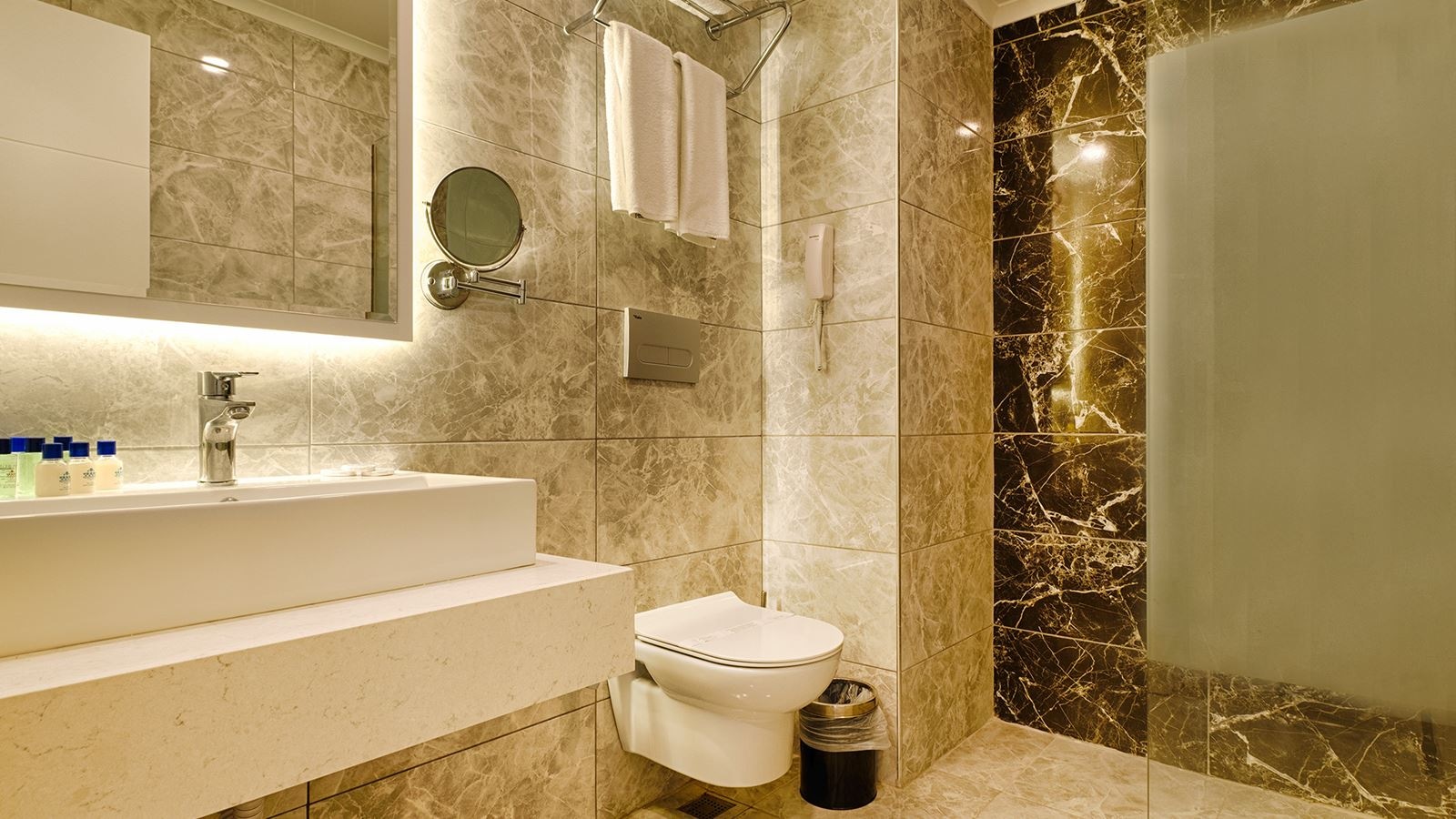 rooms-standard-room