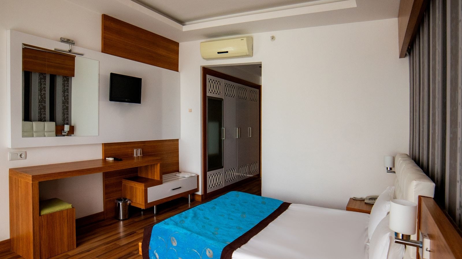 rooms-relax-room