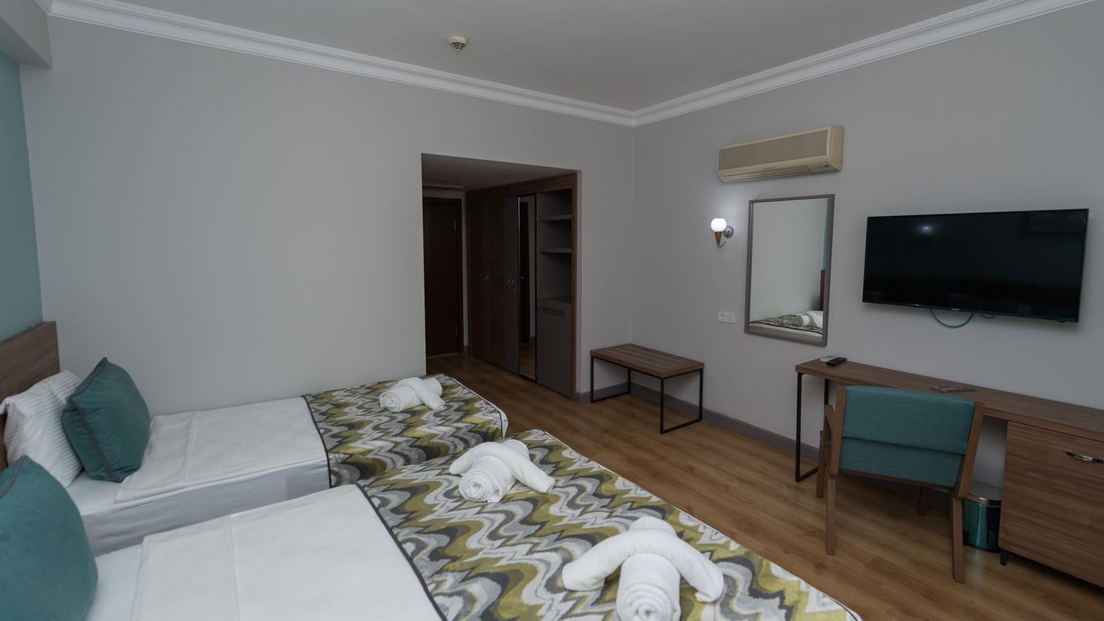 rooms-standard-room